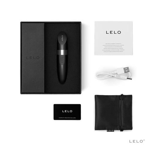 Accesorios, funda y cable de carga incluidos en la caja del LELO Mia 2.