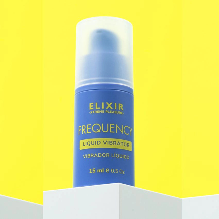 Frasco de 15ml del estimulador sensorial Frequency en fondo amarillo.