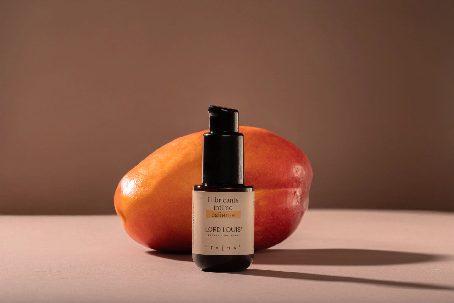 Frasco de 30ml del elixir térmico con sabor a mango y CBD de Lord Louis.